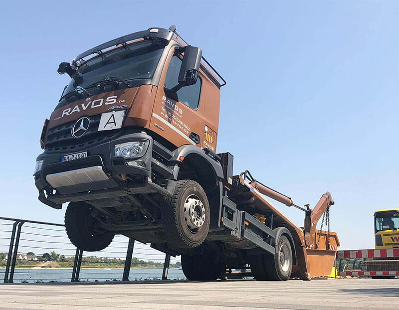 LKW Ravos Containerdienst